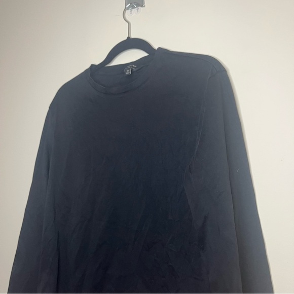 BANANA REPUBLIC FACTORY Luxe Touch Performance Black Crewneck Longsleeve Tshirt - Picture 2 of 5